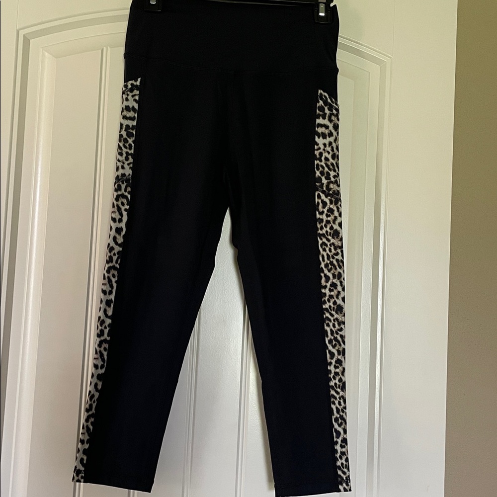 Zyia Black Leggings with Leopard Print Sides